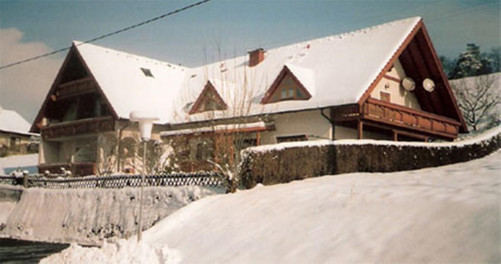 Pension Weber Еннерсдорф Экстерьер фото